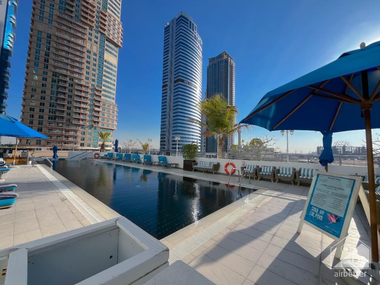 Stunning Loft With Incredible Views * Dubai